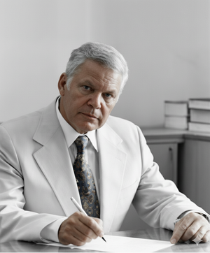 يوسف السباعي